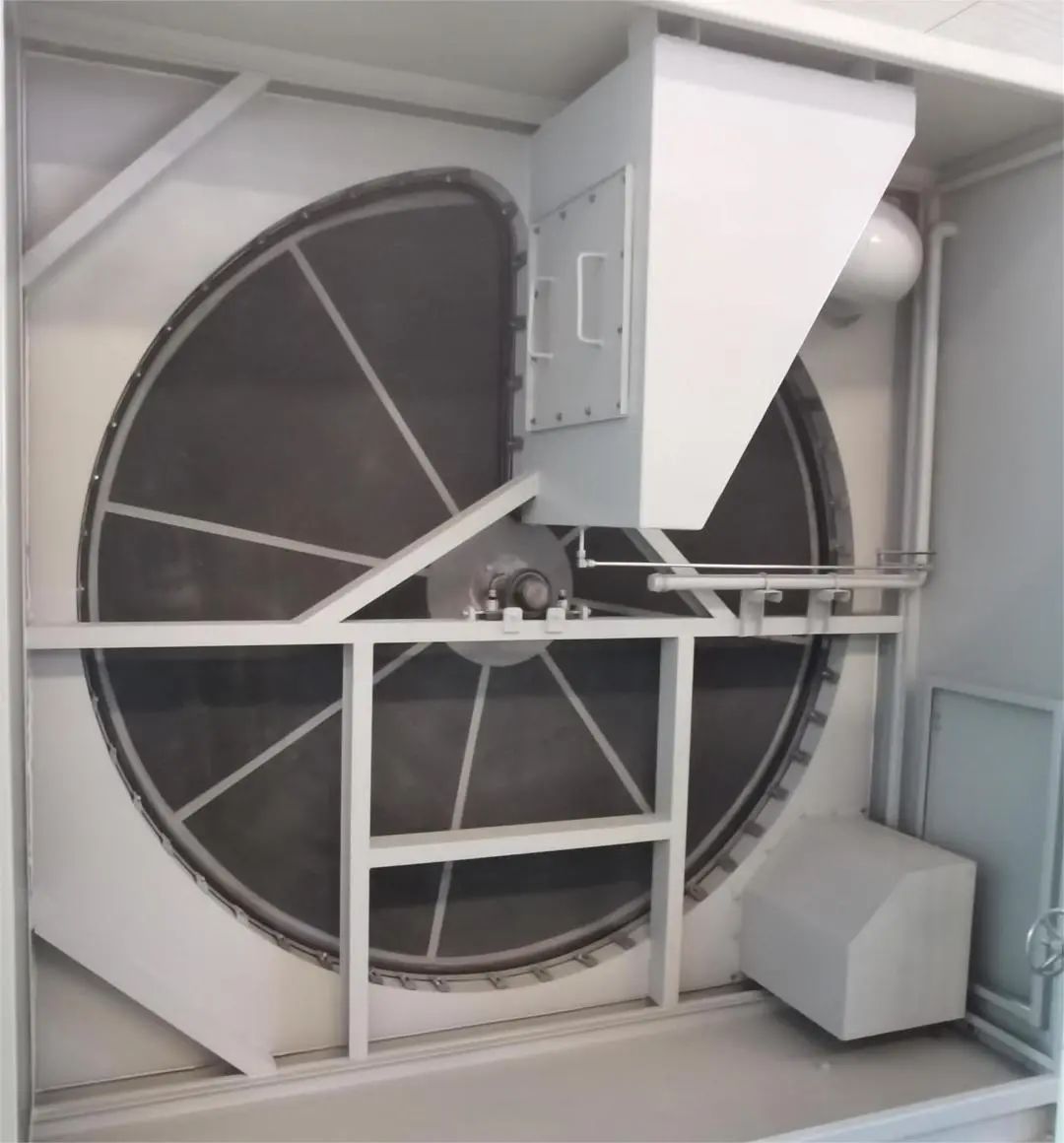 1773307588856676.jpg b.jpg